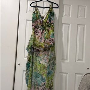 Guess by Marciano Tropical Leaf High-Low Maxi Dress in Green & Pink